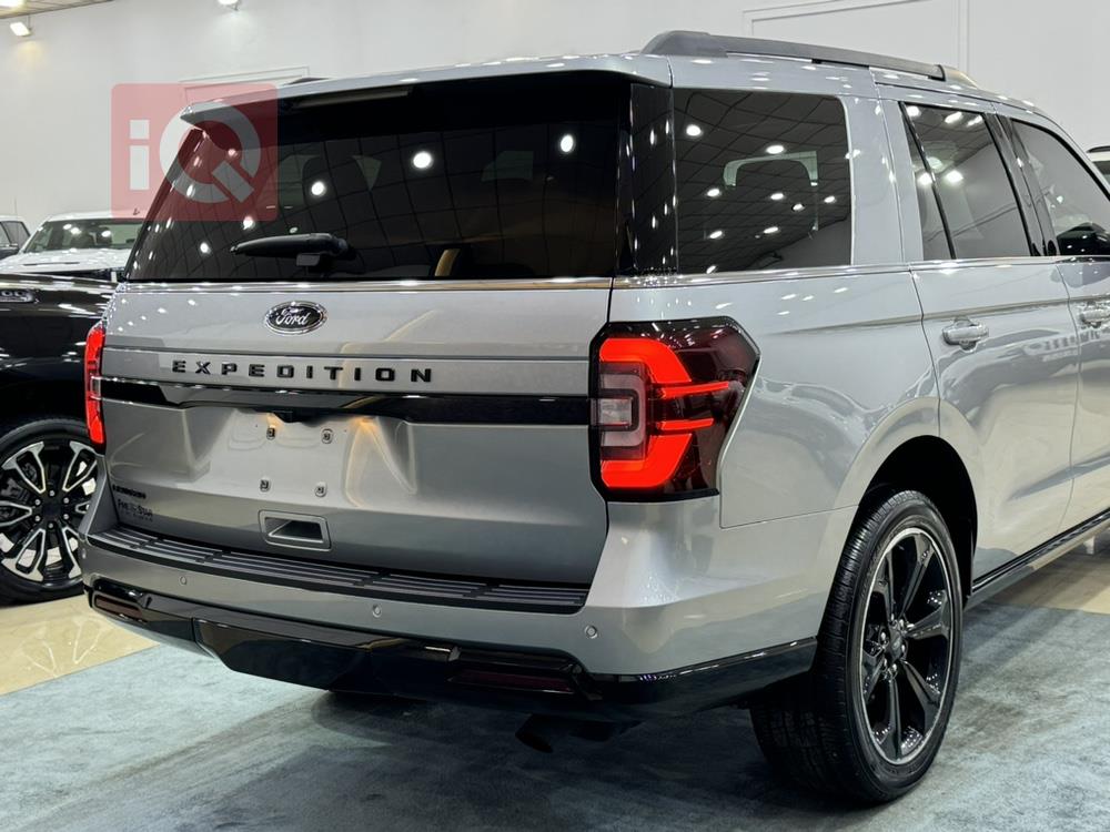 Ford Expedition